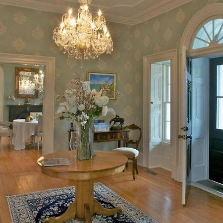 Maplehurst Manor Bed and Breakfast Brockville Exterior foto