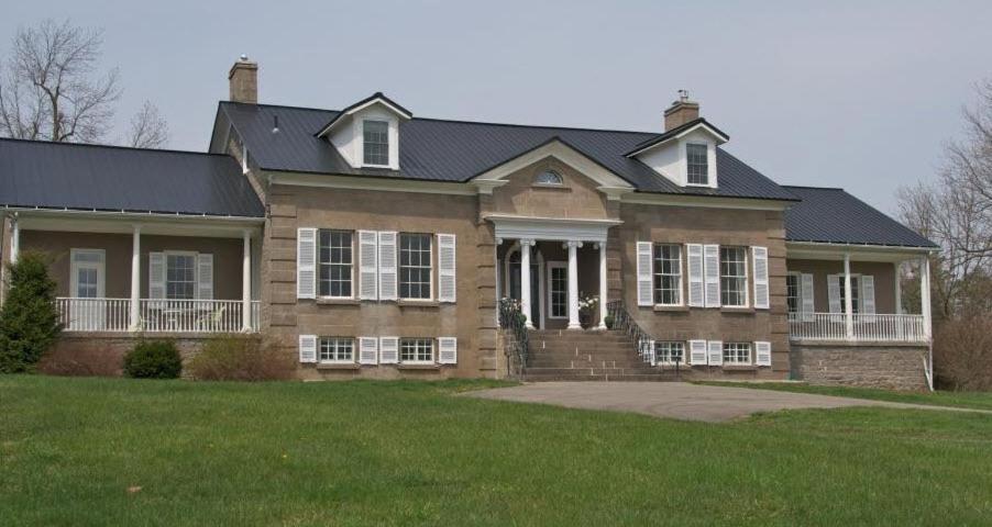 Maplehurst Manor Bed and Breakfast Brockville Exterior foto